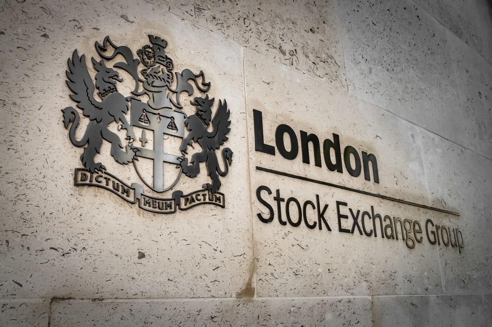 Своё название индекс FTSE получил от двух учредителей: Financial Times и биржи LSE.
